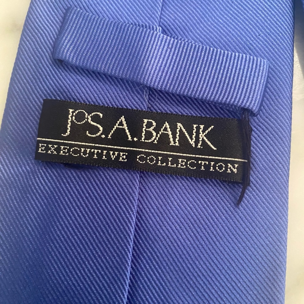 Jos. A. Bank Blue Jewel Tone Tie